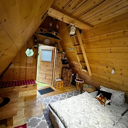 Casa de Férias Zen Among The Trees Stahovica